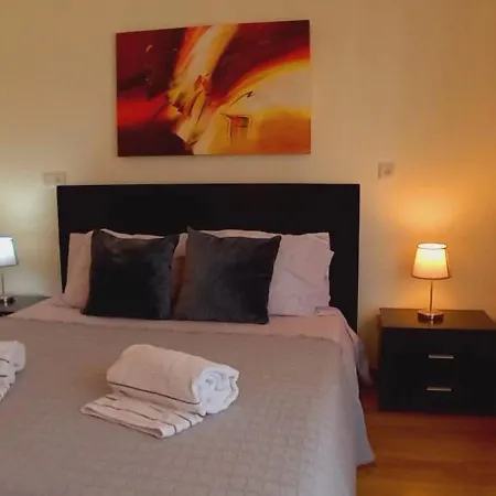T2 Renovated With Ocean View Apartment Quarteira