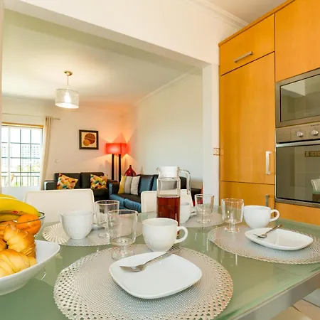 T2 Renovated With Ocean View Apartmán *