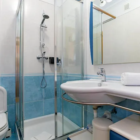 Apartment T2 Renovated With Ocean View Quarteira